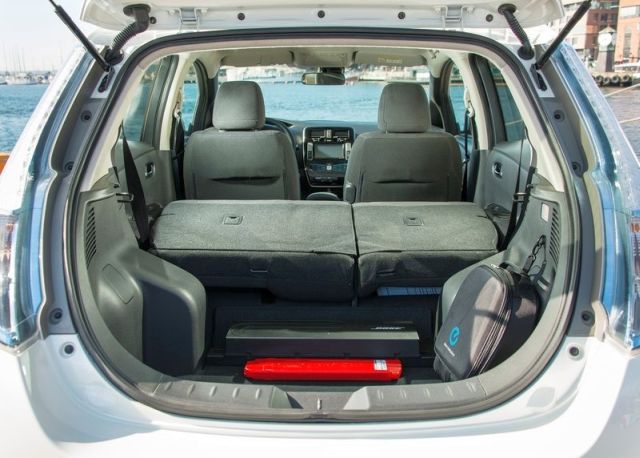 Nissan Leaf açık bagaj bölümü