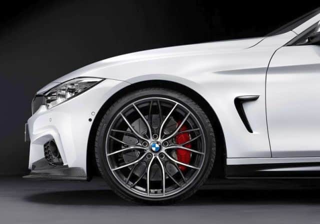 BMW 4 Serisi Coupe M Performance jant ve fren detayı