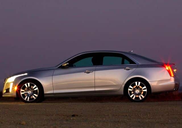 Cadillac CTS sedan tam yan profil
