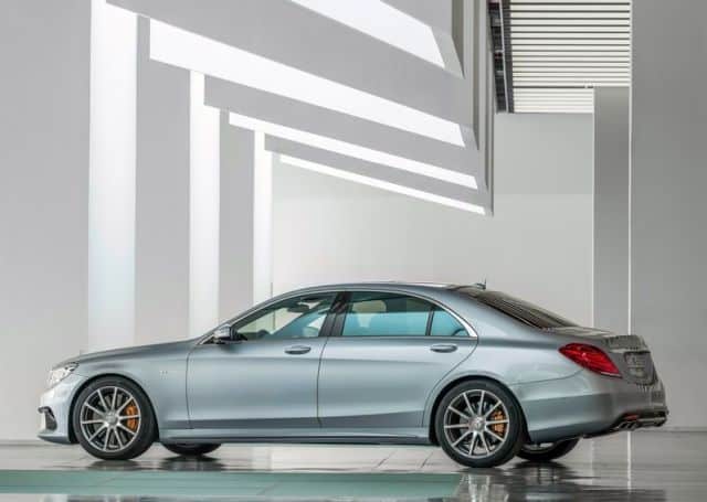 Mercedes-Benz S 63 AMG arka yan profil