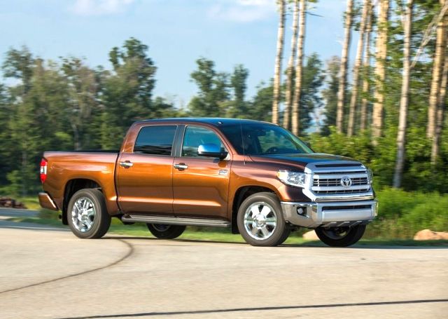 2014 Toyota Tundra Pick up otomobil arşiv görseli