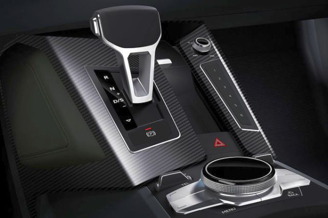 Audi Sport quattro konsept otomobil vites seçicisi