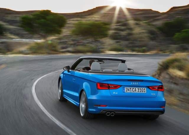 Audi A3 açık tavanlı arka görünüm