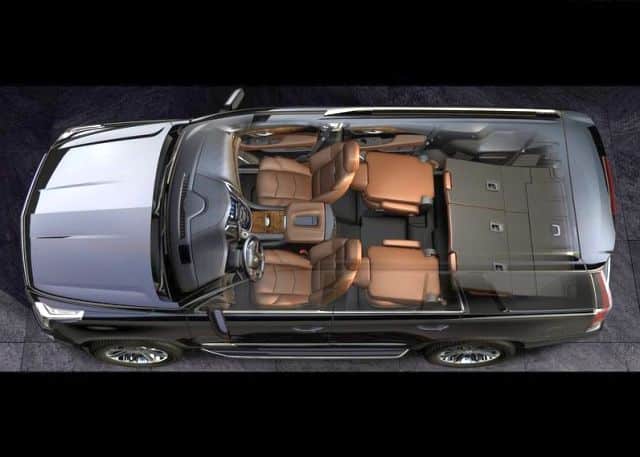 Cadillac Escalade üstten üç çeyrek görünüm