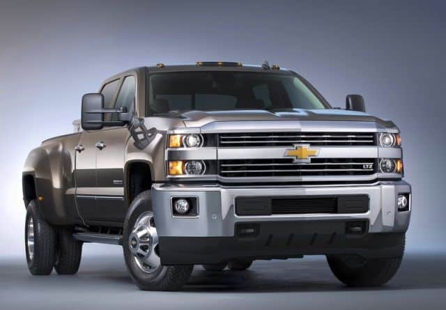 2015 Chevrolet Silverado HD 3500HD LTZ 4x4 ön görünümü