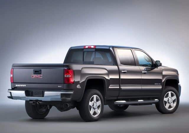 GMC Sierra 2500HD SLT Z71 arazi donanımı