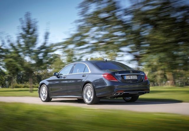 S 65 AMG arka tasarım