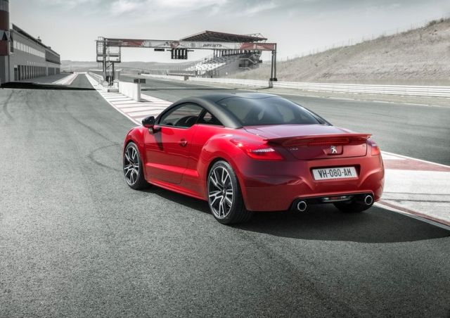 RCZ R arka tampon ve difüzör