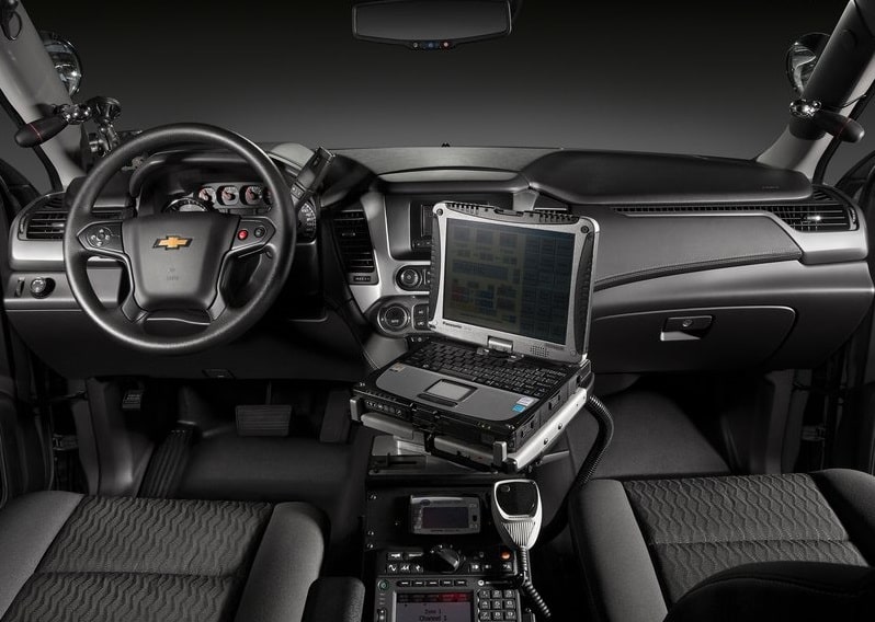 Chevrolet Tahoe PPV gösterge paneli ve ön kabini