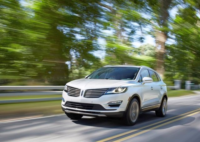 Lincoln MKC ön bölüm ve yan profil