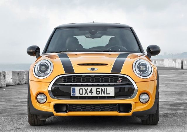 MINI Cooper S ön tampon ve hava kanalları