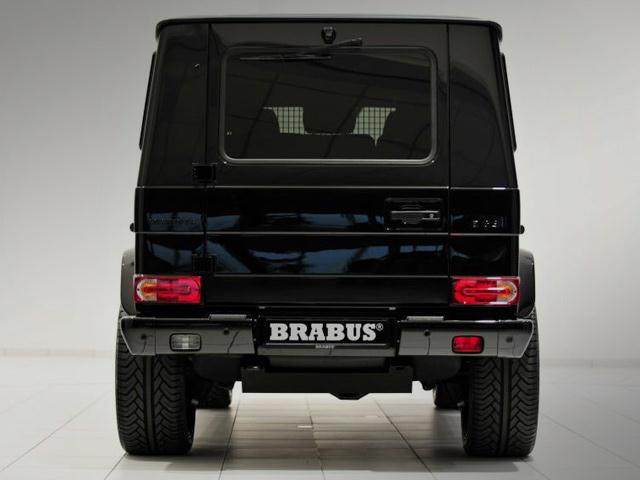 Siyah BRABUS G 63 AMG arka tasarım detayı