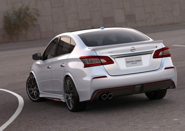Sentra NISMO arka tampon ve egzoz tasarımı