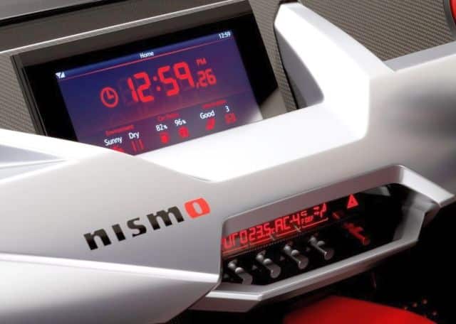 Nissan IDx NISMO gösterge paneli