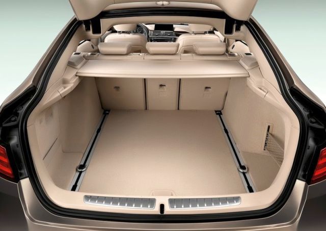 BMW 3 Series Gran Turismo bagaj alanı