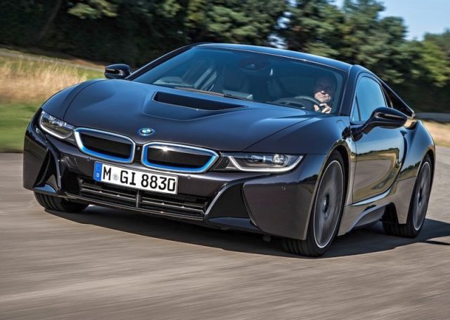 BMW i8 ön bölüm tasarımı