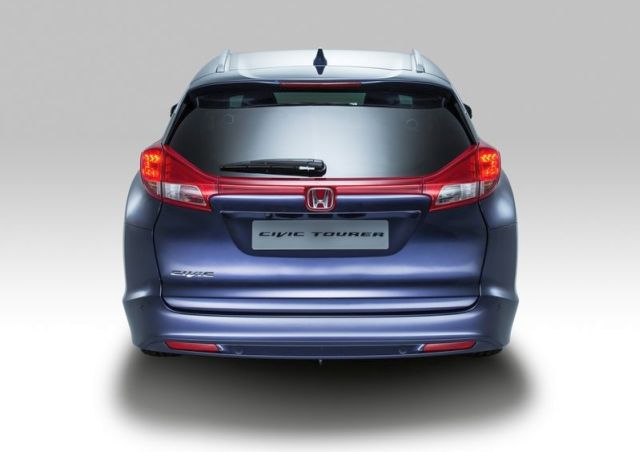 Civic Tourer arka profil ayrıntısı