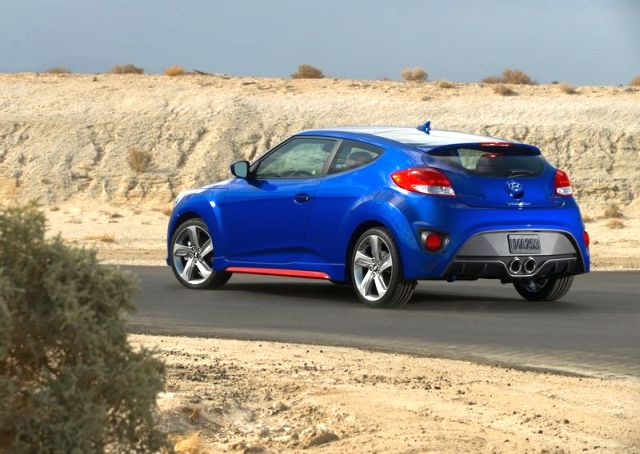 Hyundai Veloster Turbo R-Spec arka görünüm