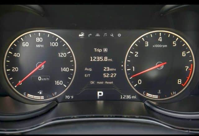 Kia K900 gösterge paneli