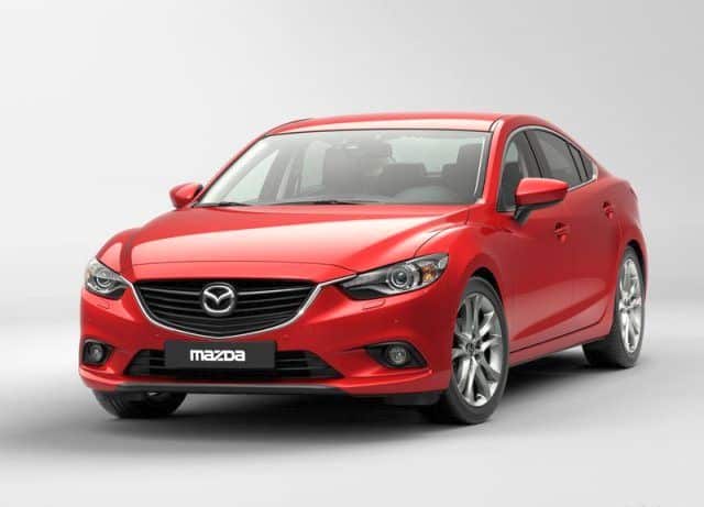 Mazda6 sedan ön bölüm ve ızgara görünümü