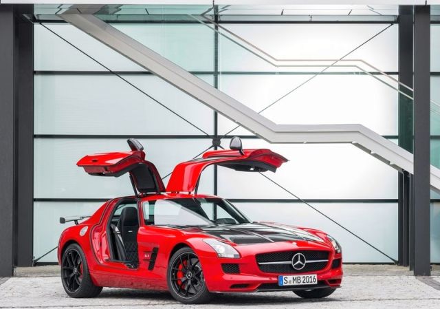 SLS AMG GT Final Edition önden görünüm