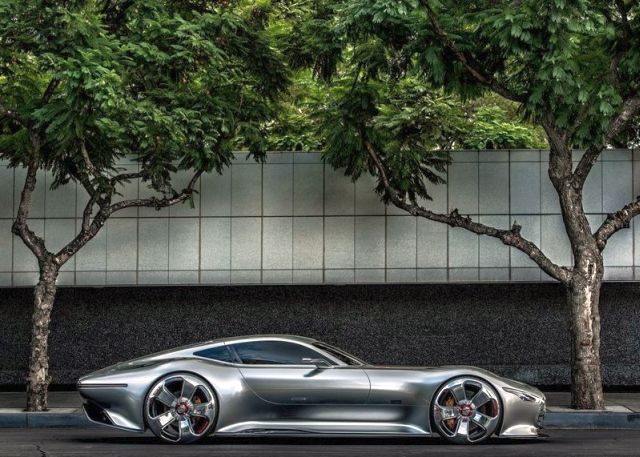 AMG Vision Gran Turismo yan profili