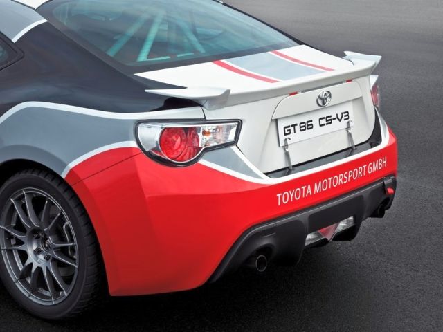 GT86 CS-V3 arka bölüm detayı