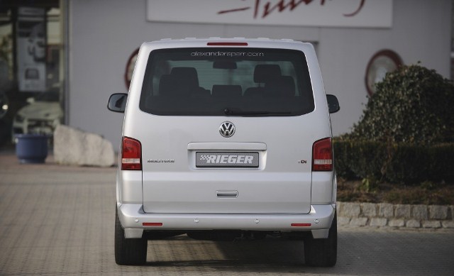 VW T5 Multivan Rieger arka çapraz görünüm