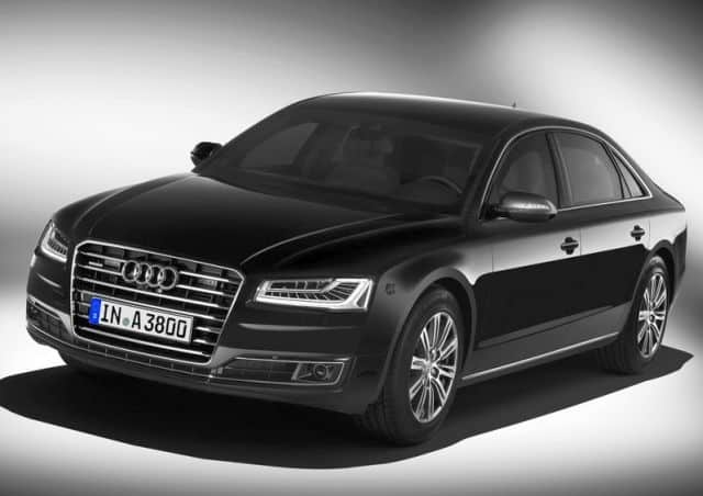 Audi A8 L Security önden üç çeyrek görünüm