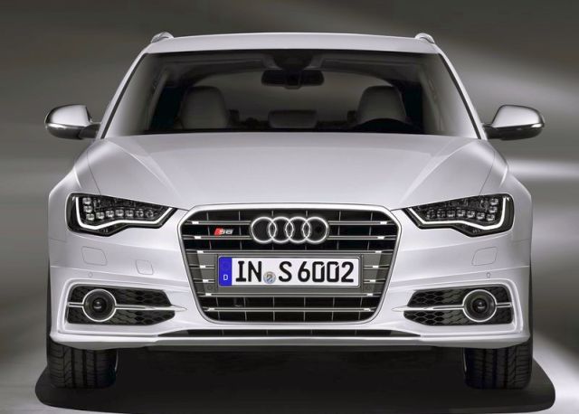 Audi S6 Avant ön tasarımı ve Singleframe ızgara