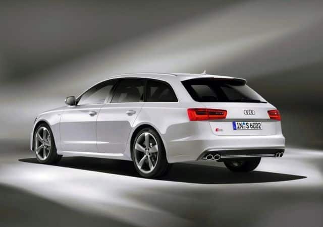 Audi S6 Avant arkadan üç çeyrek görünüm