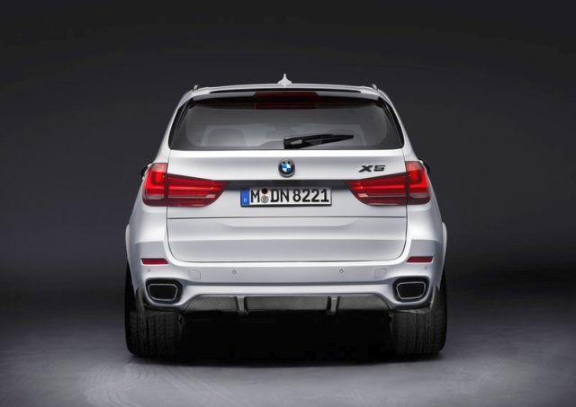 BMW X5 F15 arka tasarım ve difüzör eki