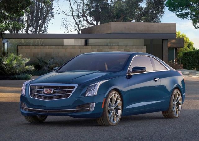 2015 Cadillac ATS Coupe ön görünümü