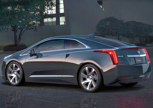 Cadillac ELR Coupe arka çapraz görünümü