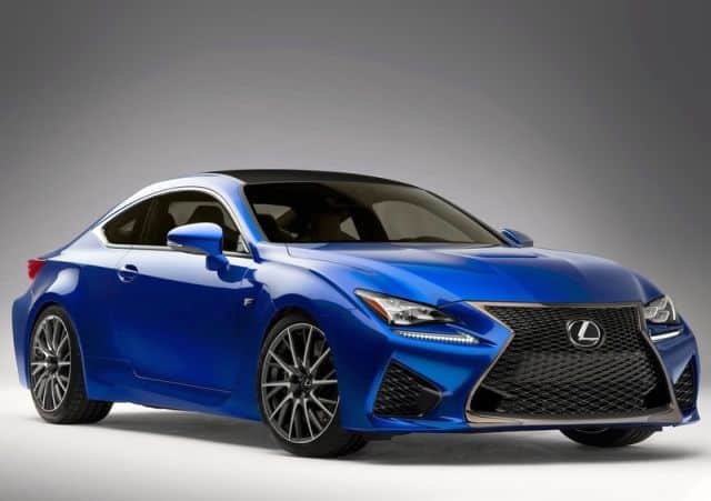 2015 Lexus RC F önden üç çeyrek görünüm