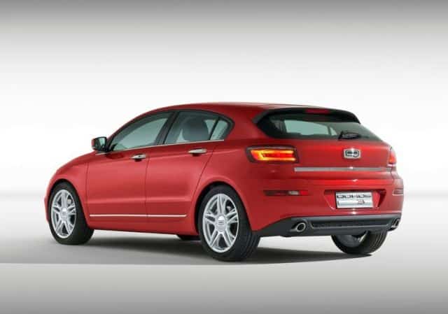 Qoros 3 Hatchback arka tasarımı ve bagaj kapağı
