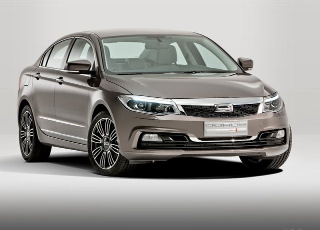 Qoros sedan ön yan görünümü