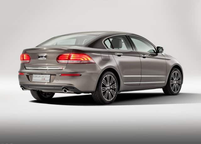 Qoros sedan arkadan görünüm