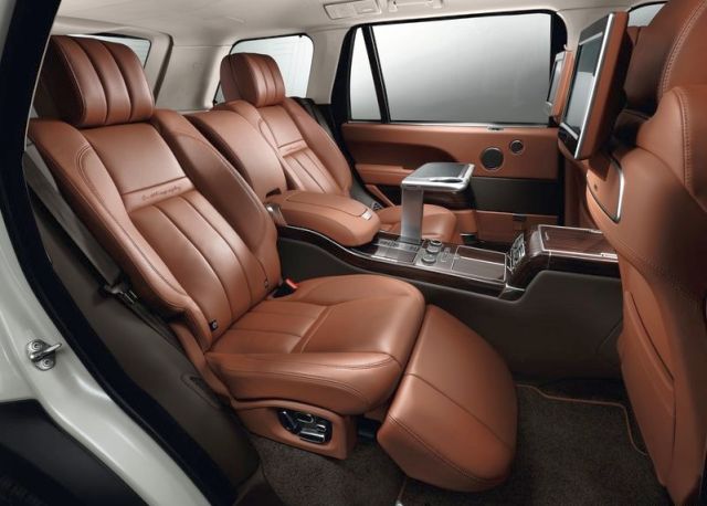 Range Rover LWB ön konsol ve iç mekân