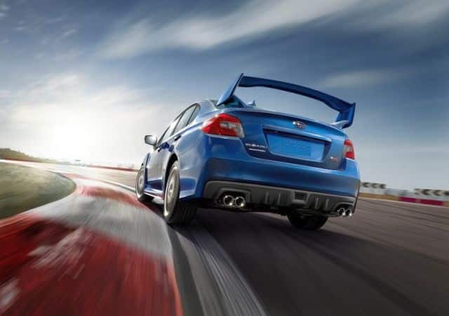 Subaru WRX STI arka spoyler görünümü
