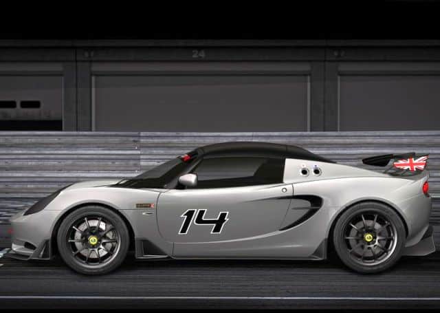 Lotus Elise S Cup R yan görünümü ve arka kanadı