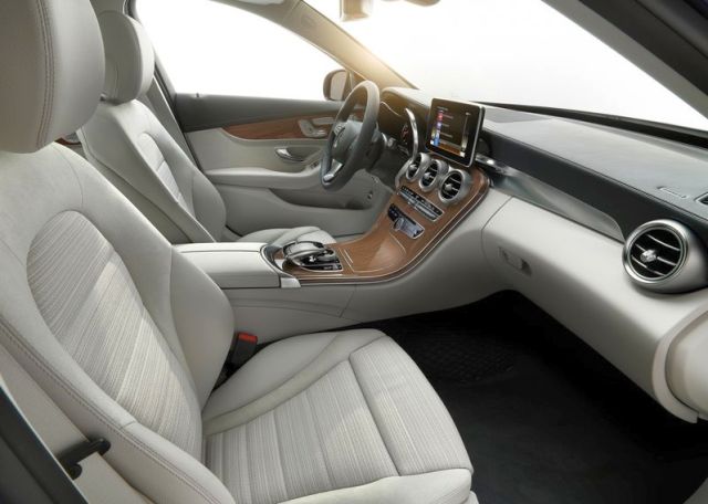 Mercedes-Benz C-Class W205 ön koltuklar