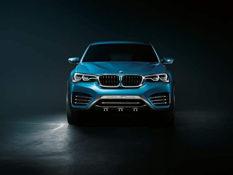 BMW X4 konseptinin coupe biçimli tavan çizgisi