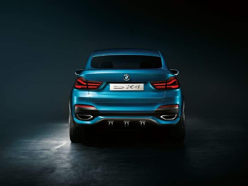 BMW X4 konseptinin arka bölüm görünümü