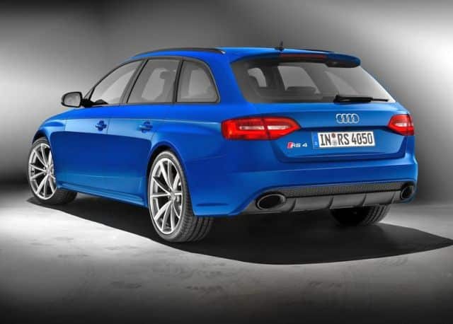 Audi RS 4 Avant Nogaro selection arka görünümü