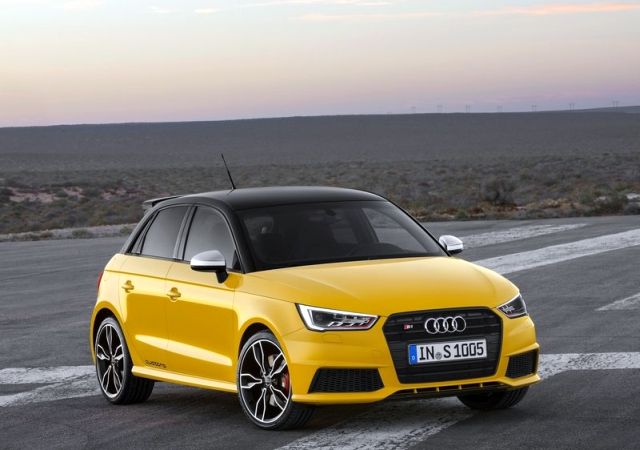 Sarı S1 Sportback yan ön açı