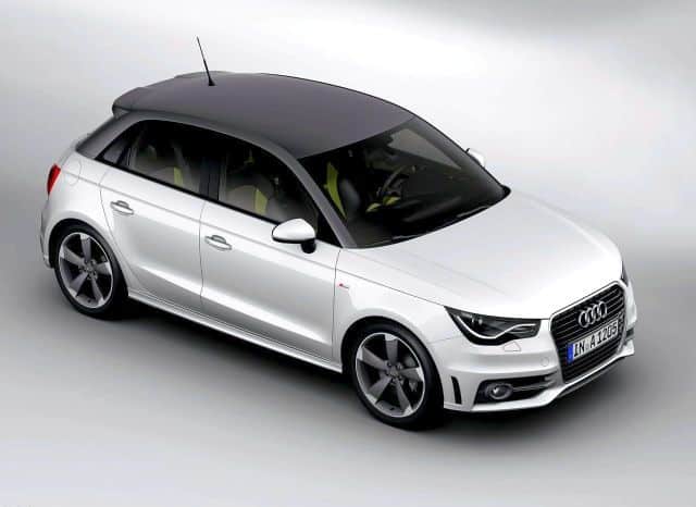 Audi A1 beş kapılı beyaz otomobil önden görünüm
