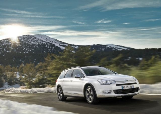 Citroen C5 CrossTourer ön görünüm