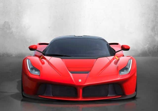 Ferrari LaFerrari ön üç çeyrek görünüm