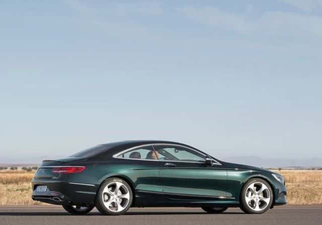 Mercedes-Benz S-Class Coupe arka üç çeyrek görünüm